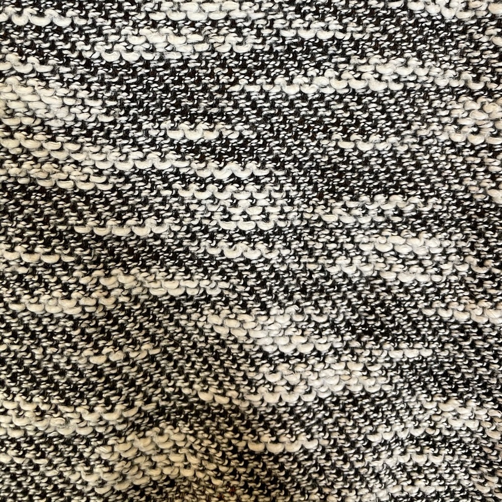 Patterned Crewneck - Picture 5 of 8